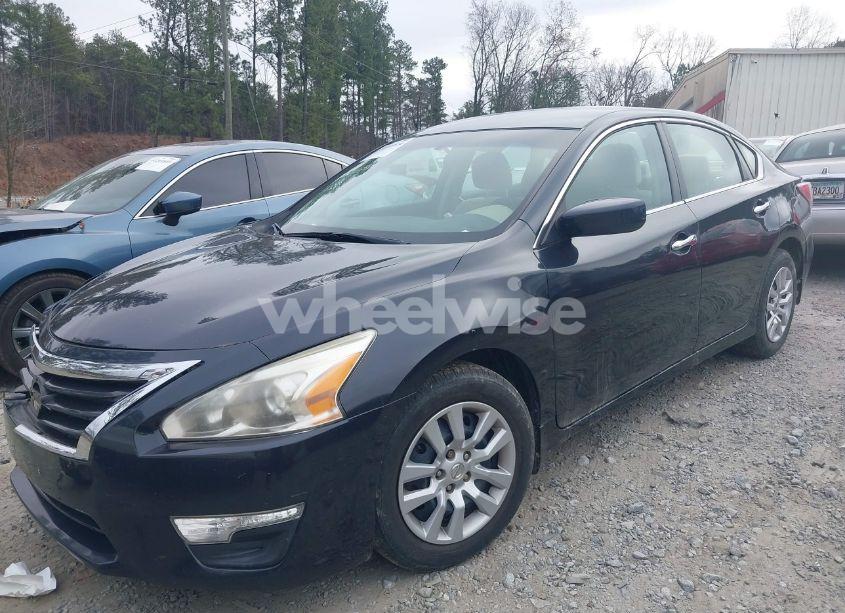 Photo 2 of 2014 Nissan Altima 2.5 S (VIN 1N4AL3APXEC422720)