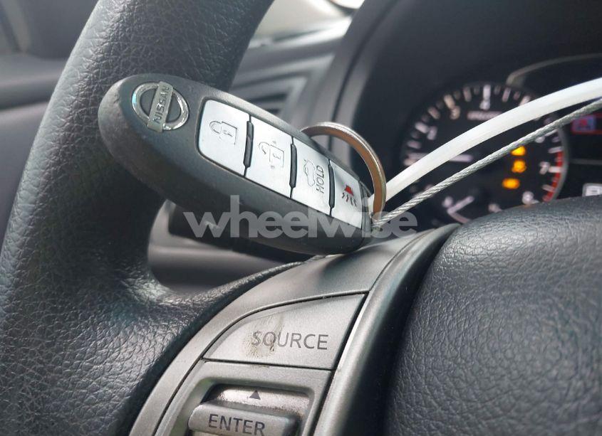 Photo 11 of 2014 Nissan Altima 2.5 S (VIN 1N4AL3APXEN209030)