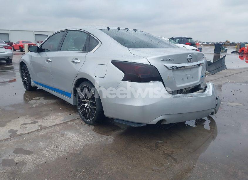Photo 3 of 2014 Nissan Altima 2.5 S (VIN 1N4AL3APXEN209030)