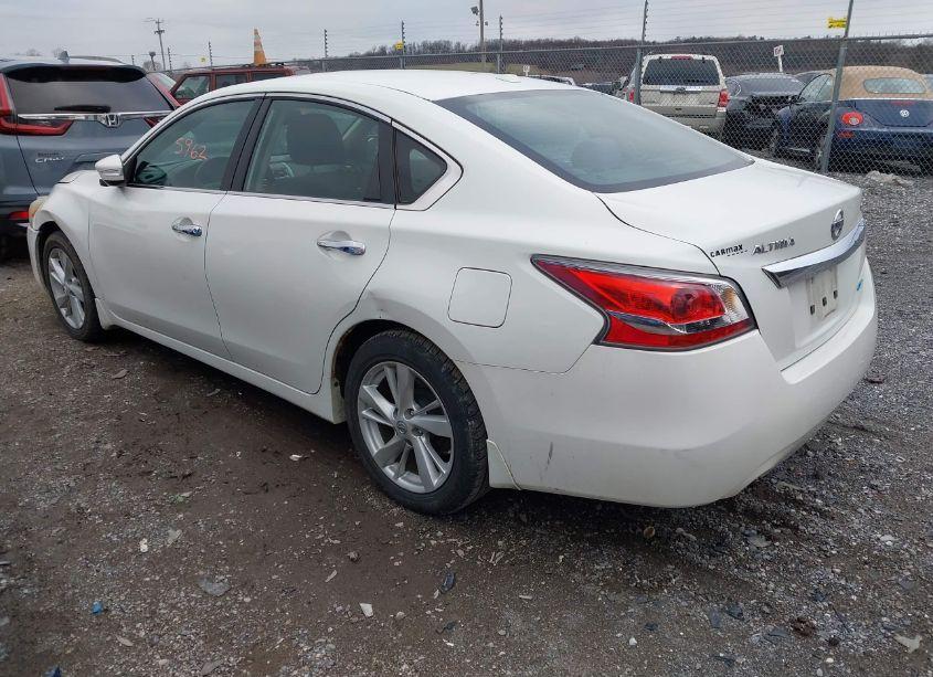 Photo 3 of 2014 Nissan Altima 2.5 SV (VIN 1N4AL3APXEN213644)