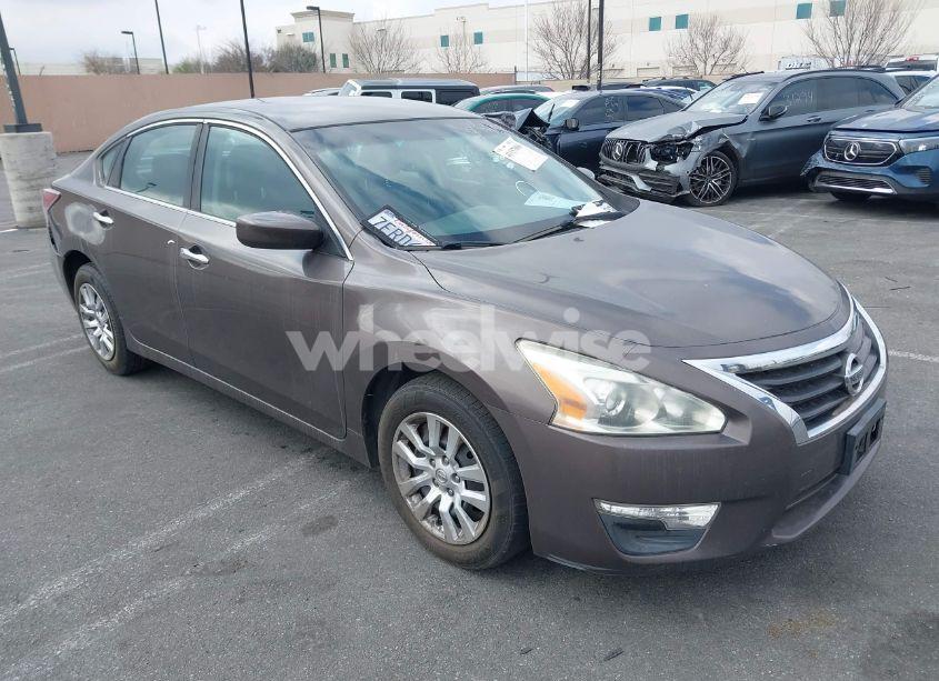 2014 Nissan Altima 2.5 S (VIN 1N4AL3APXEN222795) main photo