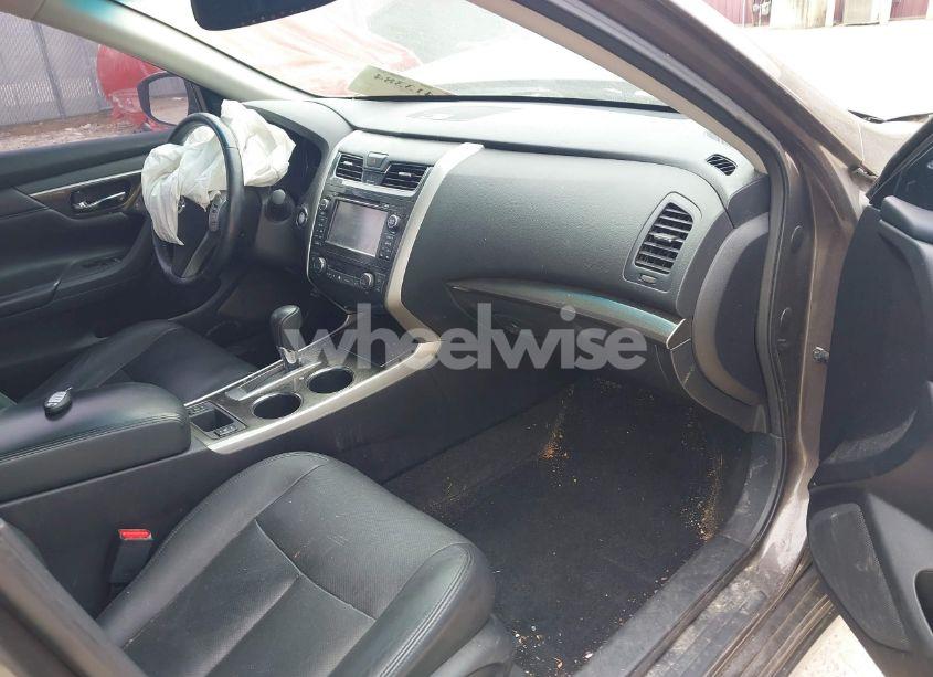 Photo 5 of 2014 Nissan Altima 2.5 SL (VIN 1N4AL3APXEN227494)