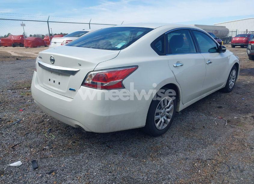 Photo 4 of 2014 Nissan Altima 2.5 S (VIN 1N4AL3APXEN238172)