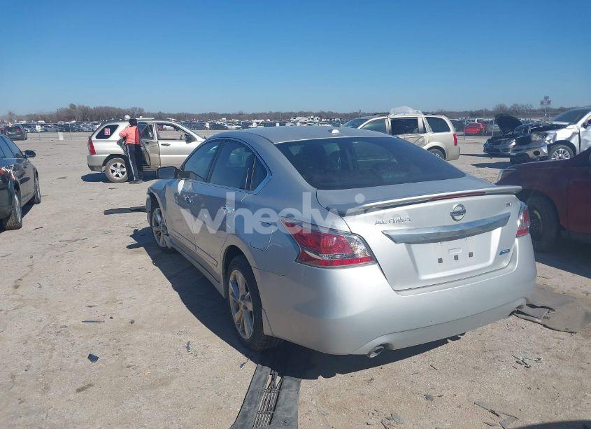 Photo 3 of 2014 Nissan Altima 2.5 SV (VIN 1N4AL3APXEN240262)