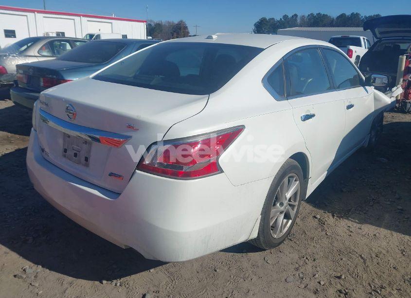 Photo 4 of 2014 Nissan Altima 2.5 SL (VIN 1N4AL3APXEN334402)