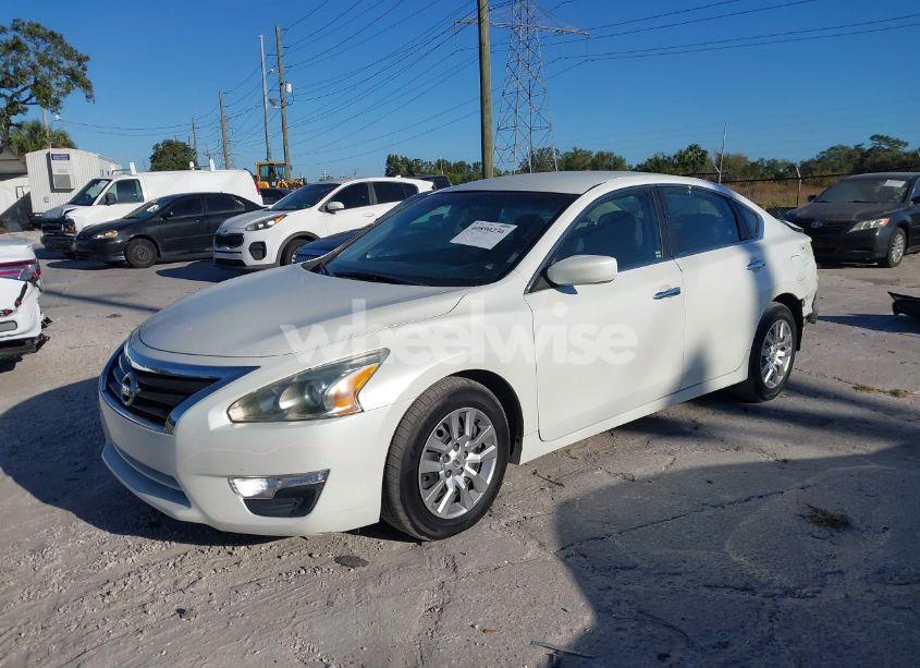 Photo 2 of 2014 Nissan Altima 2.5 S (VIN 1N4AL3APXEN356867)