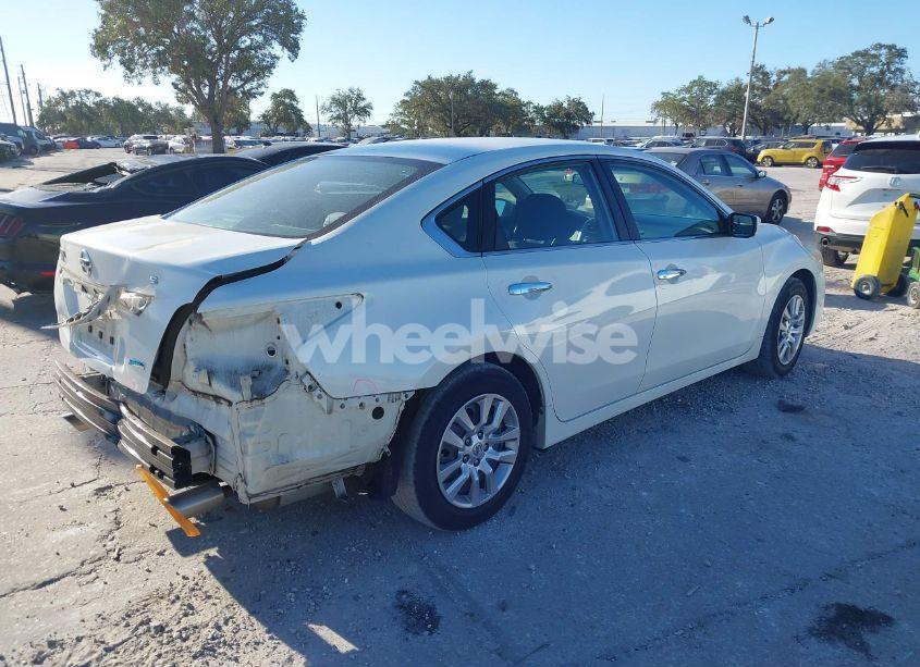 Photo 4 of 2014 Nissan Altima 2.5 S (VIN 1N4AL3APXEN356867)