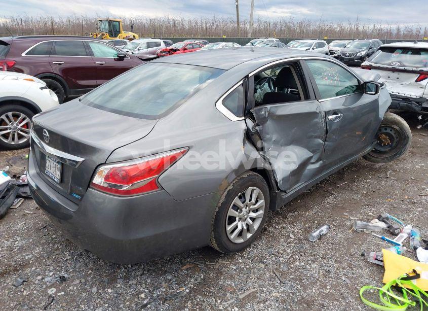 Photo 4 of 2014 Nissan Altima (VIN 1N4AL3APXEN357386)