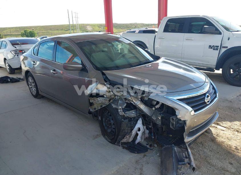 2014 Nissan Altima 2.5 S (VIN 1N4AL3APXEN361115) main photo