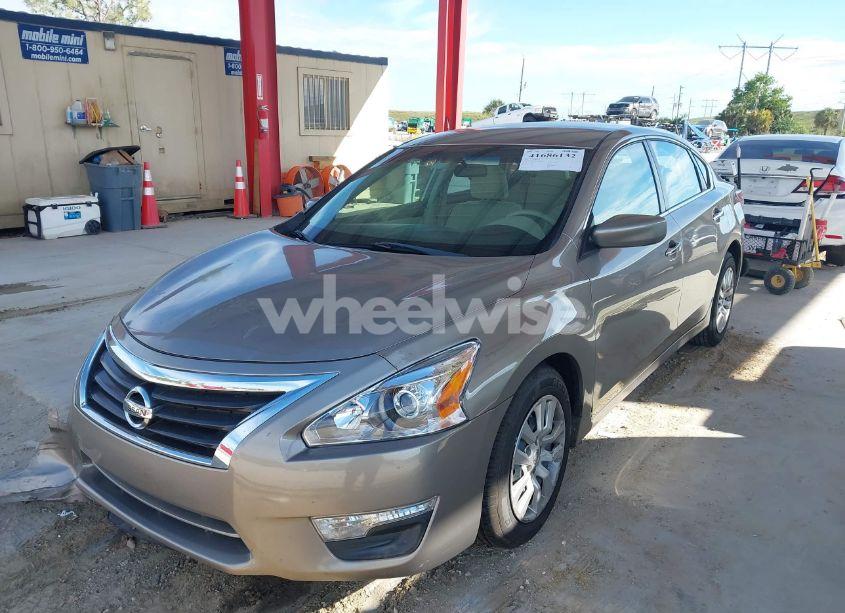 Photo 2 of 2014 Nissan Altima 2.5 S (VIN 1N4AL3APXEN361115)