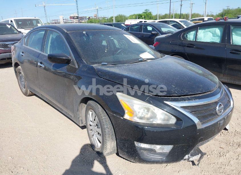 2014 Nissan Altima 2.5 S (VIN 1N4AL3APXEN372390) main photo