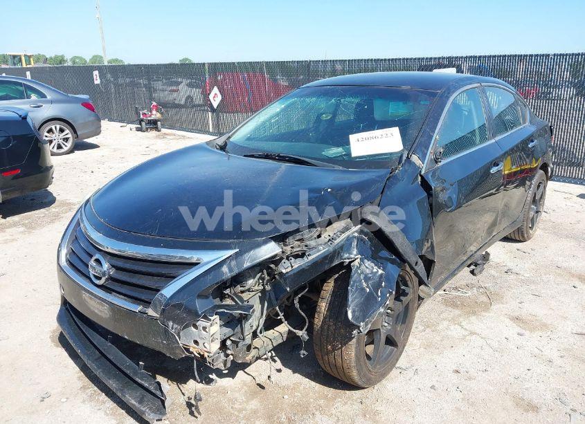 Photo 2 of 2014 Nissan Altima (VIN 1N4AL3APXEN374463)