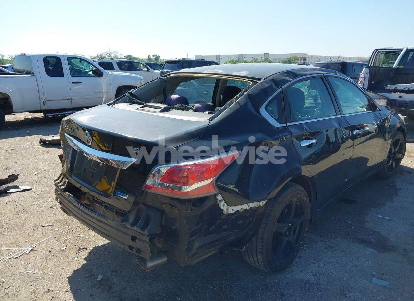Photo 4 of 2014 Nissan Altima (VIN 1N4AL3APXEN374463)