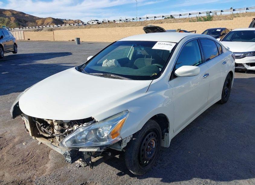 Photo 2 of 2014 Nissan Altima 2.5 S (VIN 1N4AL3APXEN377363)