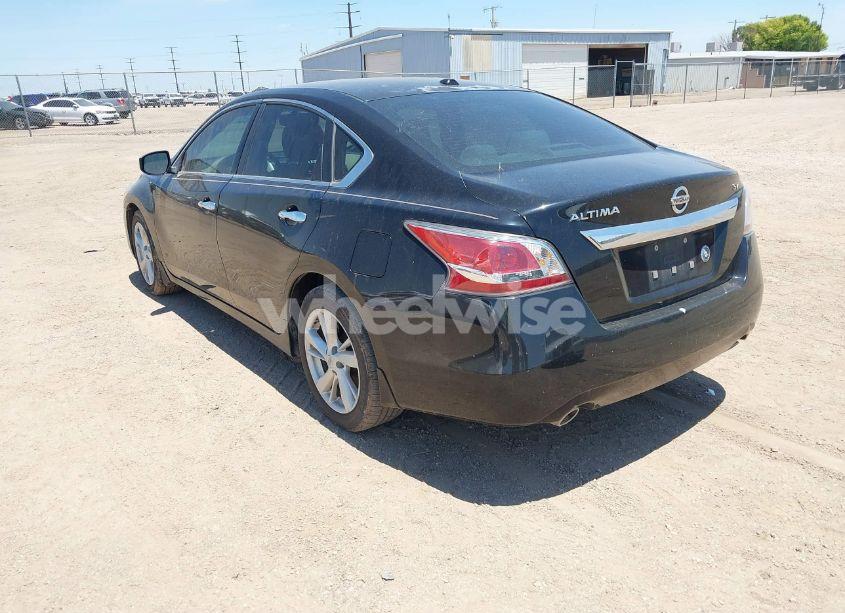 Photo 3 of 2015 Nissan Altima 2.5 SV (VIN 1N4AL3APXFC101536)