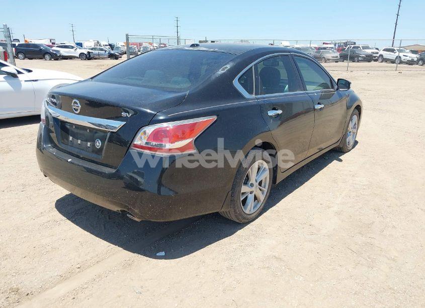 Photo 4 of 2015 Nissan Altima 2.5 SV (VIN 1N4AL3APXFC101536)