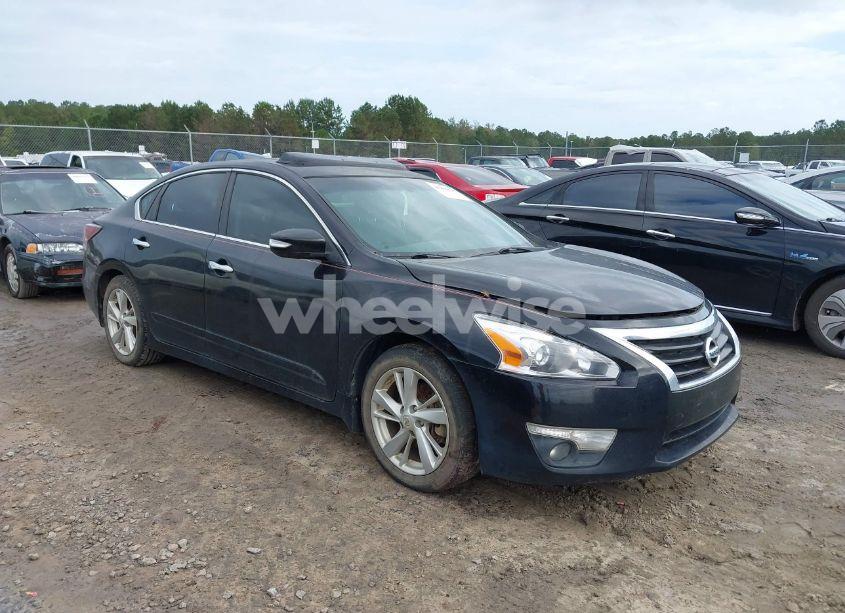 2015 Nissan Altima 2.5 SL (VIN 1N4AL3APXFC108700) main photo