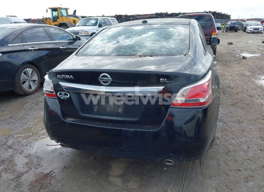 Photo 16 of 2015 Nissan Altima 2.5 SL (VIN 1N4AL3APXFC108700)