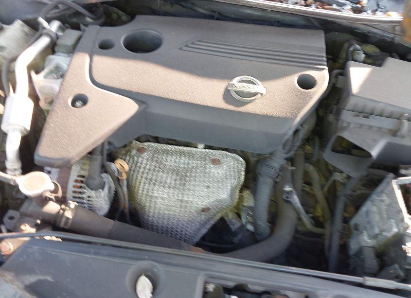 Photo 10 of 2015 Nissan Altima 2.5 SV (VIN 1N4AL3APXFC116201)