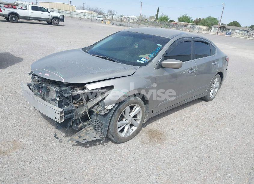 Photo 2 of 2015 Nissan Altima 2.5 SV (VIN 1N4AL3APXFC123035)