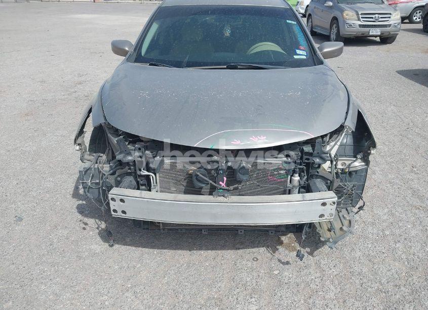 Photo 6 of 2015 Nissan Altima 2.5 SV (VIN 1N4AL3APXFC123035)