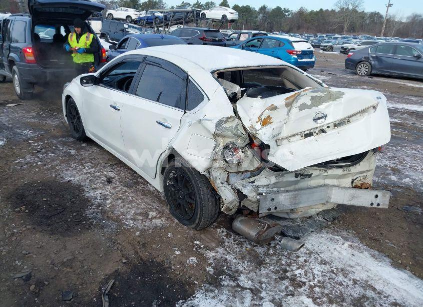 Photo 6 of 2015 Nissan Altima 2.5 S (VIN 1N4AL3APXFC128008)