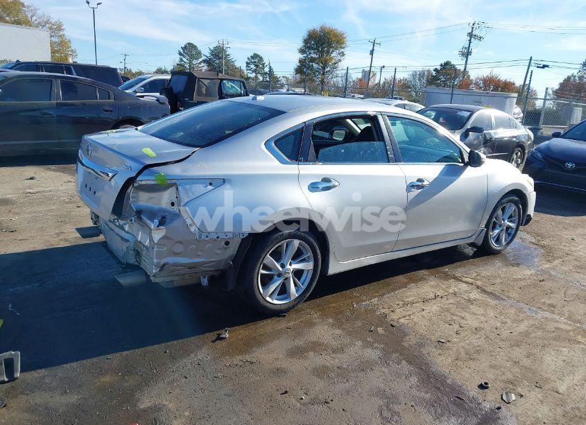 Photo 4 of 2015 Nissan Altima 2.5 SV (VIN 1N4AL3APXFC141325)