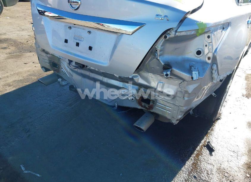 Photo 6 of 2015 Nissan Altima 2.5 SV (VIN 1N4AL3APXFC141325)