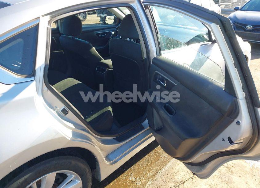 Photo 8 of 2015 Nissan Altima 2.5 SV (VIN 1N4AL3APXFC141325)