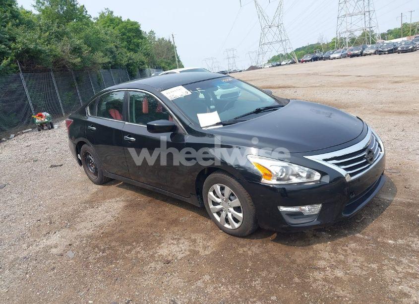 2015 Nissan Altima 2.5/2.5 S/2.5 SL/2.5 SV (VIN 1N4AL3APXFC141728) main photo