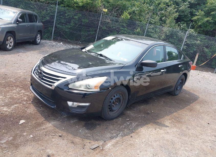 Photo 2 of 2015 Nissan Altima 2.5/2.5 S/2.5 SL/2.5 SV (VIN 1N4AL3APXFC141728)