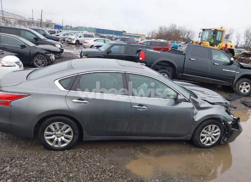 Photo 13 of 2015 Nissan Altima 2.5/2.5 S/2.5 SL/2.5 SV (VIN 1N4AL3APXFC178097)