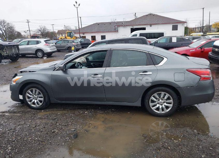 Photo 14 of 2015 Nissan Altima 2.5/2.5 S/2.5 SL/2.5 SV (VIN 1N4AL3APXFC178097)