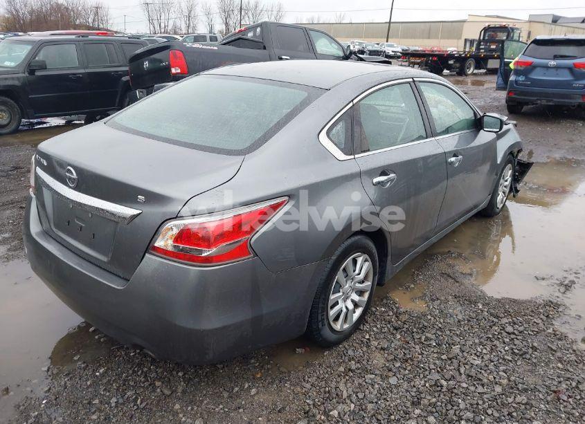 Photo 4 of 2015 Nissan Altima 2.5/2.5 S/2.5 SL/2.5 SV (VIN 1N4AL3APXFC178097)