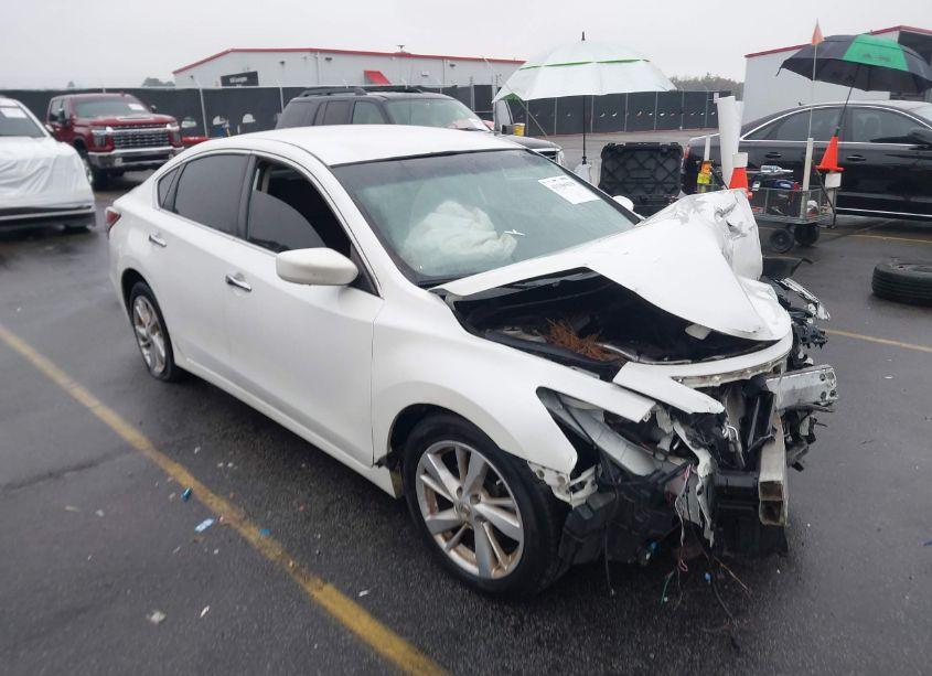 2015 Nissan Altima 2.5 SV (VIN 1N4AL3APXFC186247) main photo