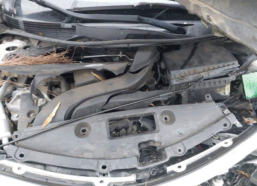 Photo 10 of 2015 Nissan Altima 2.5 SV (VIN 1N4AL3APXFC186247)