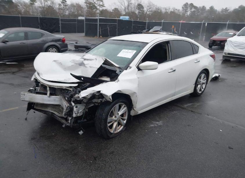 Photo 2 of 2015 Nissan Altima 2.5 SV (VIN 1N4AL3APXFC186247)