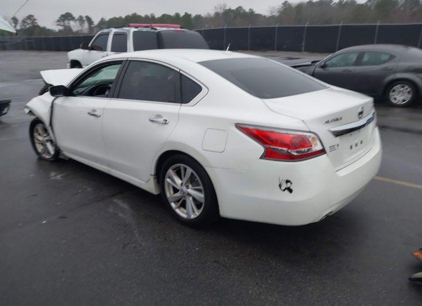 Photo 3 of 2015 Nissan Altima 2.5 SV (VIN 1N4AL3APXFC186247)