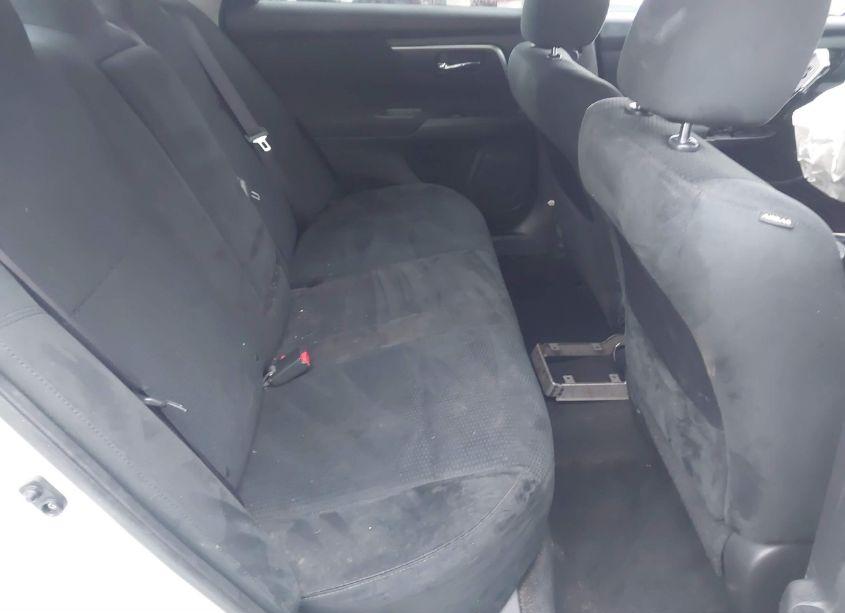 Photo 8 of 2015 Nissan Altima 2.5 SV (VIN 1N4AL3APXFC186247)