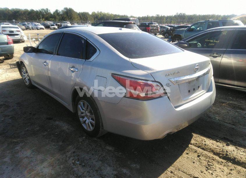 Photo 3 of 2015 Nissan Altima 2.5 S (VIN 1N4AL3APXFC190203)