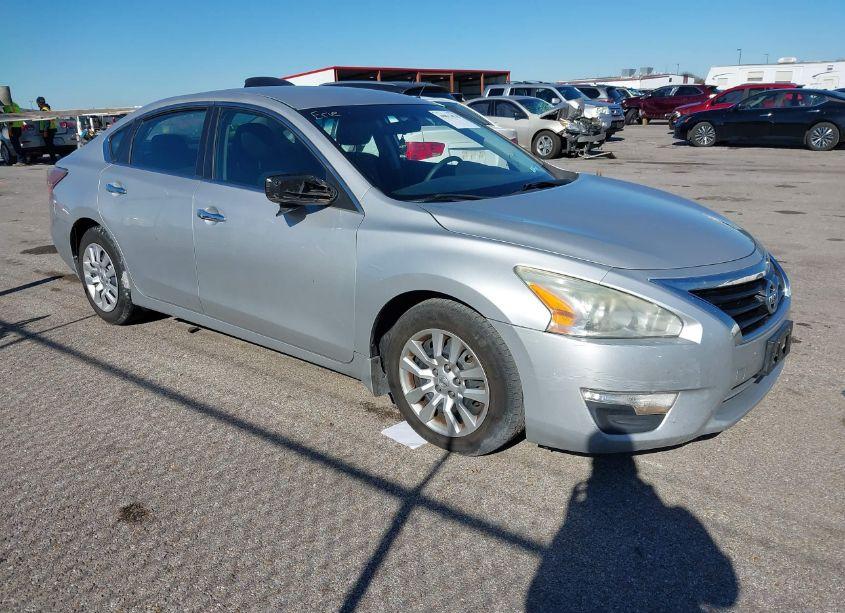 2015 Nissan Altima 2.5 S (VIN 1N4AL3APXFC193263) main photo