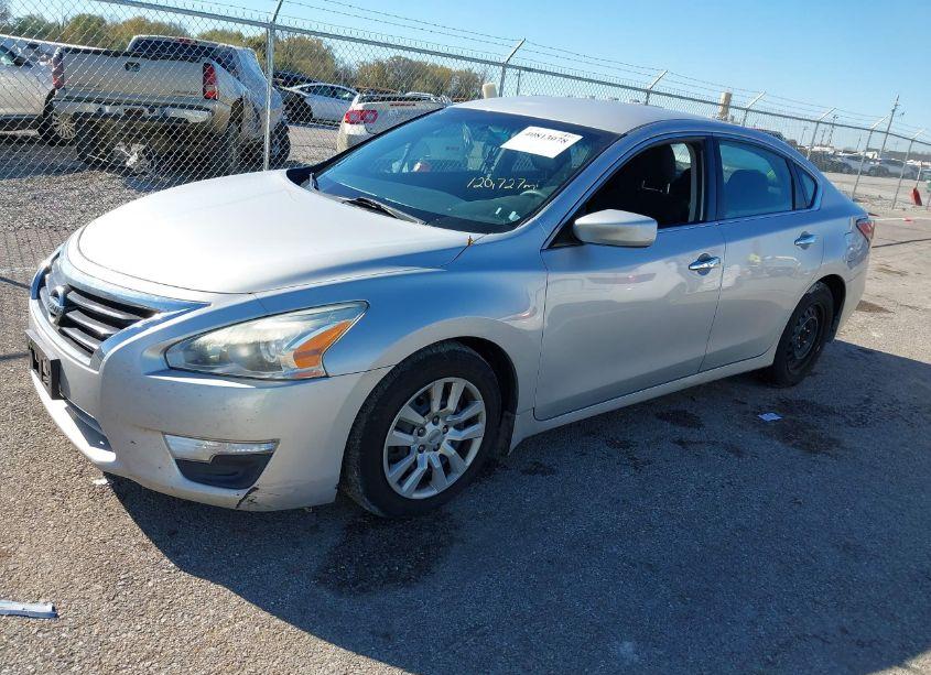 Photo 2 of 2015 Nissan Altima 2.5 S (VIN 1N4AL3APXFC193263)