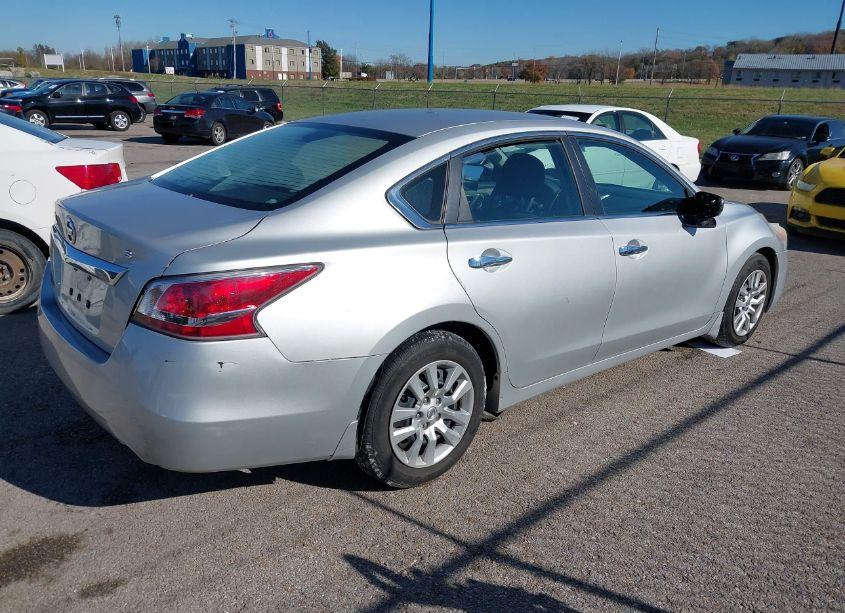 Photo 4 of 2015 Nissan Altima 2.5 S (VIN 1N4AL3APXFC193263)