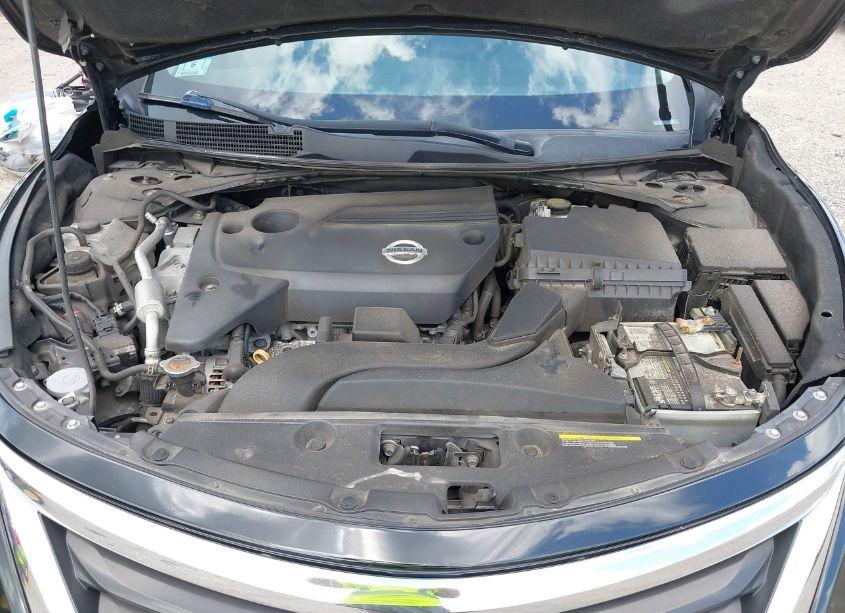 Photo 10 of 2015 Nissan Altima 2.5 S (VIN 1N4AL3APXFC205556)