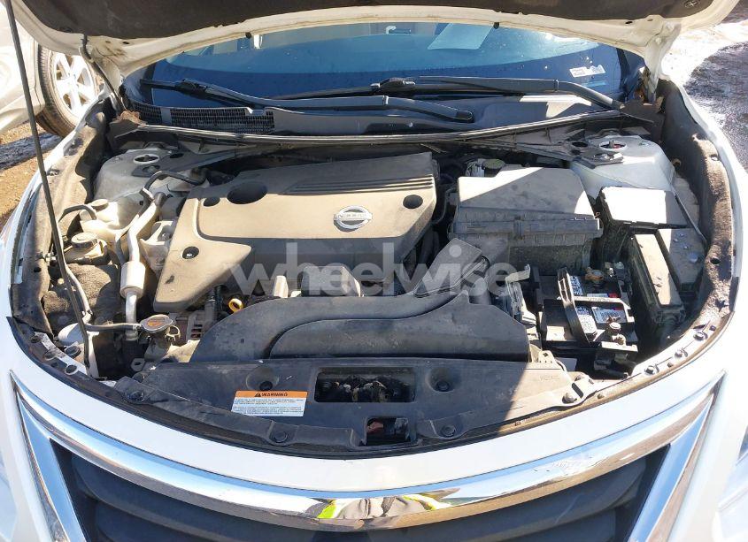 Photo 10 of 2015 Nissan Altima 2.5/2.5 S/2.5 SL/2.5 SV (VIN 1N4AL3APXFC205847)