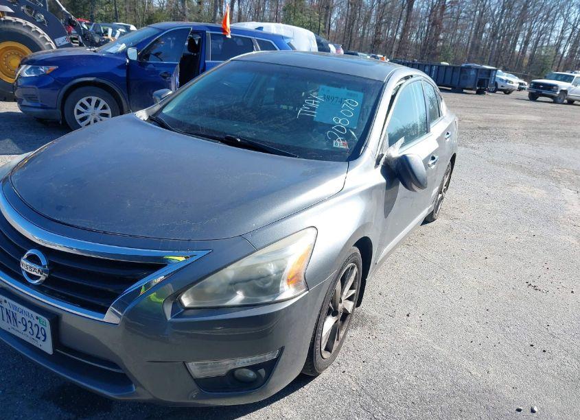 Photo 2 of 2015 Nissan Altima 2.5 SV (VIN 1N4AL3APXFC208070)