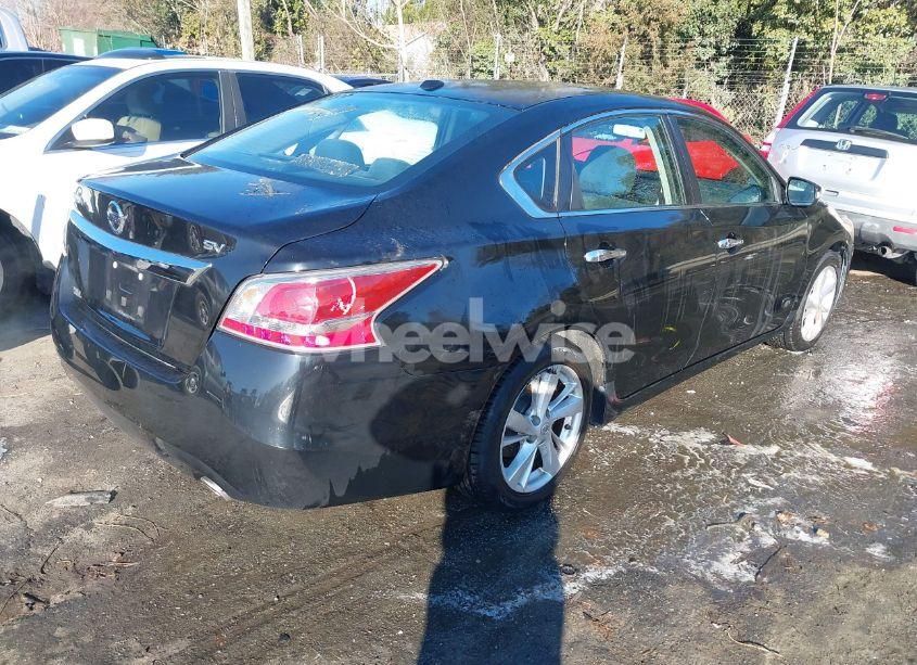 Photo 4 of 2015 Nissan Altima 2.5 SV (VIN 1N4AL3APXFC218274)