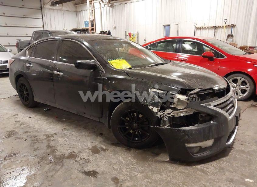 2015 Nissan Altima 2.5 SV (VIN 1N4AL3APXFC220848) main photo