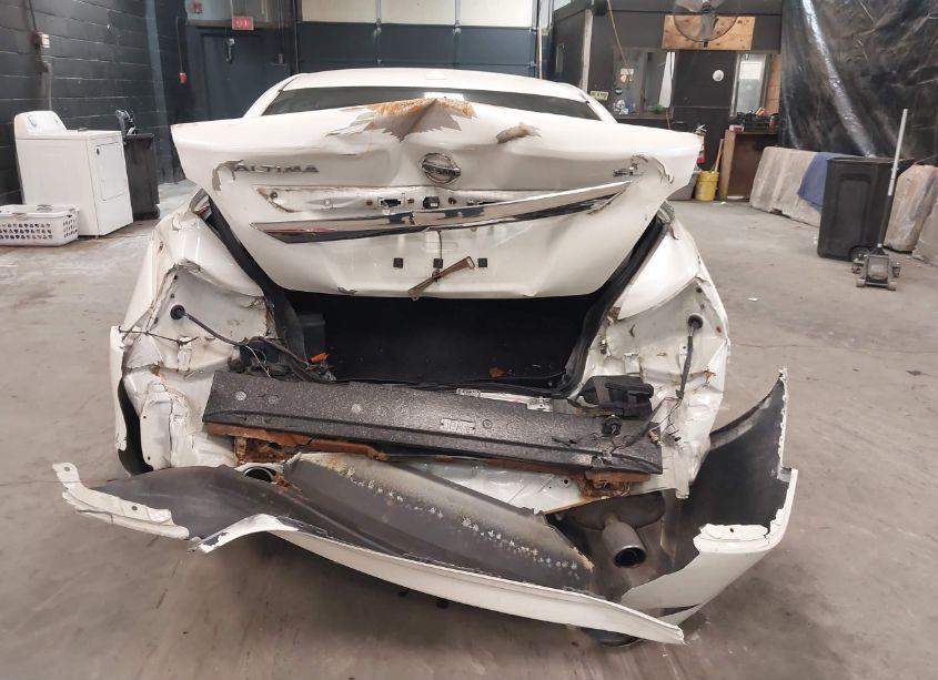 Photo 17 of 2015 Nissan Altima 2.5 SL (VIN 1N4AL3APXFC229419)