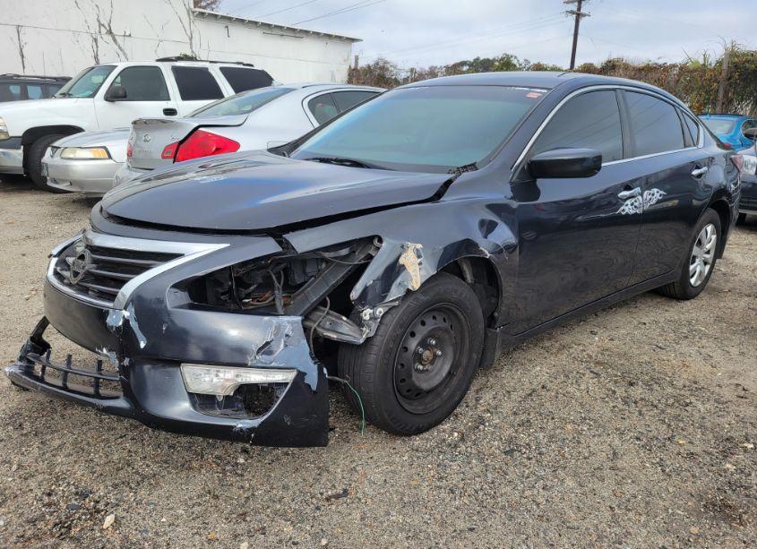 2015 Nissan Altima (VIN 1N4AL3APXFC236127) main photo